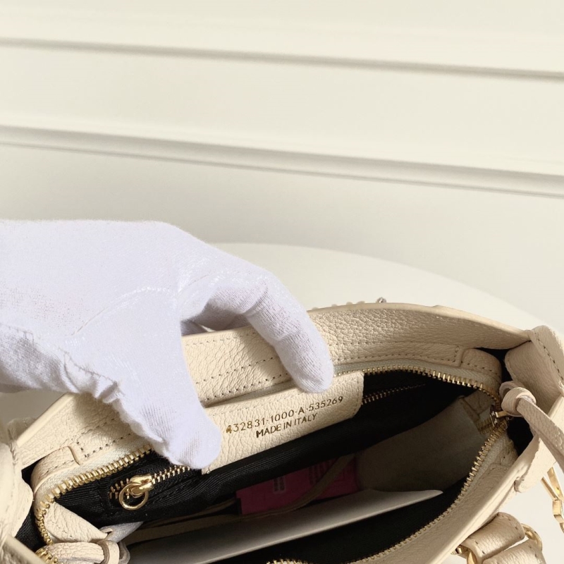 Ba1en*iaga classic city bags